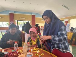 Lewat GMTD, Lippoland Berdayakan Ibu Petugas Kebersihan di Kawasan Tanjung Bunga Melalui Pelatihan Macrame