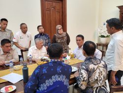 Mentan Amran Bahas Kemandirian Pangan dengan Kepala Daerah Sulsel, Bipati Barru Hadir