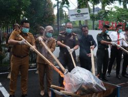 Barang Bukti Kasus Uang Palsu di Gowa Dimusnahkan