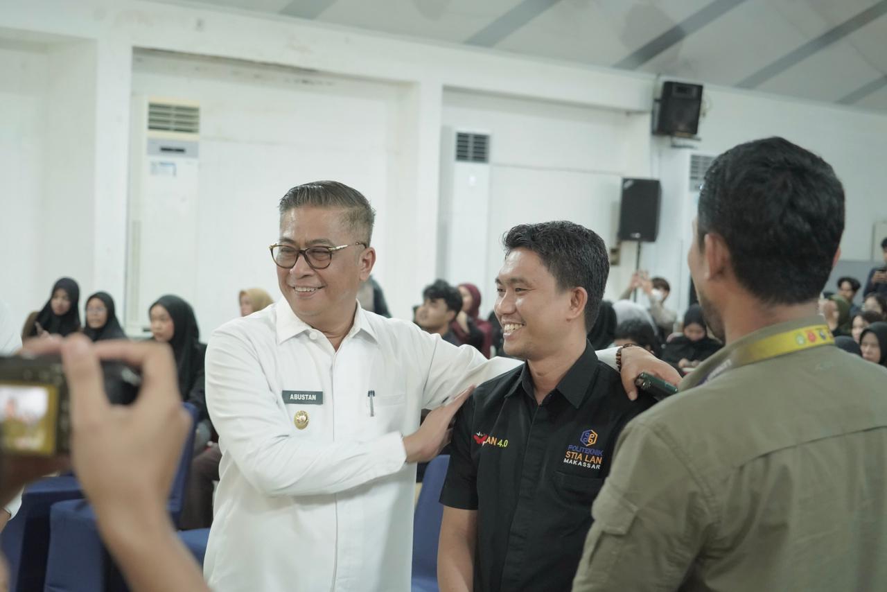 Wabup Barru Jadi Narasumber Bedah Buku, Tekankan Pentingnya Inovasi ASN