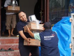 Bosowa Peduli Salurkan Bantuan Logistik untuk Korban Banjir Bandang Sumatera Barat
