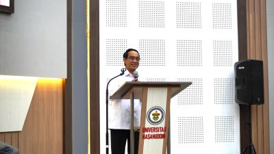 Sarasehan Ekonomi IKAIE Unhas, Rektor Wacanakan Rekonstruksi Strategi Pembangunan