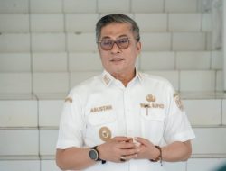 Abustan Beri Pesan Sportivitas bagi Kontingen Futsal Barru
