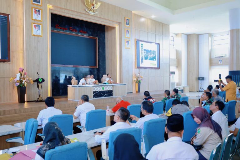 Pemkab Barru Gelar Rapat Persiapan Napak Tilas Perjuangan Paccekke–Rute Andi Mattalatta Tahun 2025