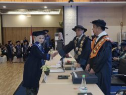 Unibos Wisuda 735 Mahasiswa PPG, Rektor Tekankan Peran Strategis Membangun Bangsa