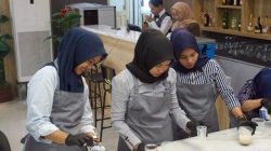 Poltekpar Makassar Bekali Mahasiswa dan Warga Ilmu Usaha Minuman Kopi