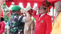 Rektor Unhas Dikukuhkan sebagai Warga Kehormatan Kodam XIV Hasanuddin