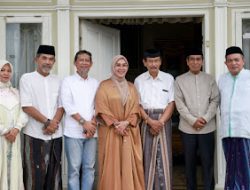 Andi Ina dan Suami Bersilaturahmi dengan Mantan Bupati Barru di Mangkoso