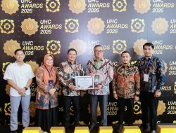 Tingkat Nasional, Pemkab Barru Terima UHC Awards 2026 Kategori Madya