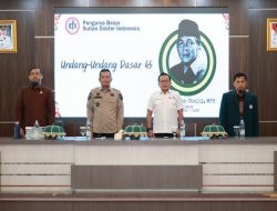 Mewakili Bupati, Sekda Barru Dorong Peningkatan Kompetensi Dokter Umum dalam Layanan Ibu Hamil