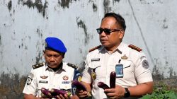 Dukung Ketahangan Pangan Nasional, Lapas Narkotika Sungguminasa dan WBP Panen Terong 