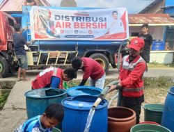 PMI Maros Distribusikan Air Bersih di Bontoa