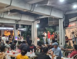 Pangdam Hasanuddin Silaturahmi dengan Masyarakat Hingga Rayakan 26 Tahun Pernikahan 