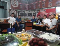 Jampidum Kejagung dan Djusman AR Bercengkrama Sebagai Seorang Sahabat