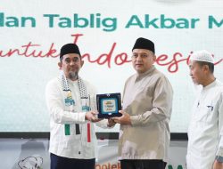 10 Ribu Muslimah Ramaikan Salam Indonesia di Makassar, Wali Kota Soroti Pentingnya Ketahanan Keluarga dan Ekonomi