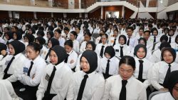 Pesan Penting Ustadz Maulana ke Mahasiswa Baru Poltekpar Makassar: Raih Dunia dan Akhirat dengan Ilmu