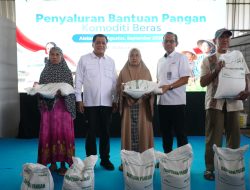 BULOG dan Komisi VI DPR RI Pastikan Bantuan Pangan Tersalurkan Dengan Tepat di Makassar