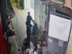 Diduga Efek Pemberitaan Judi Sabung Ayam, 3 OTK Teror Rumah Jurnalis 