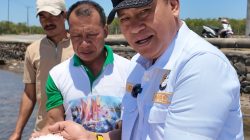 Aspirasi Warga Direalisasikan, Ketua Fraksi Golkar Lukman B Kady Tepati Janji Bantu Petani Garam dan Air Bersih