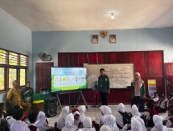 Tumbuhkan Minat Baca, Mahasiswa KKN UINAM Edukasi Literasi Siswa SD