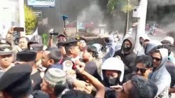 Aksi Dugaan Sabotase Surat MA di Kantor Pos Sungguminasa Berujung Ricuh